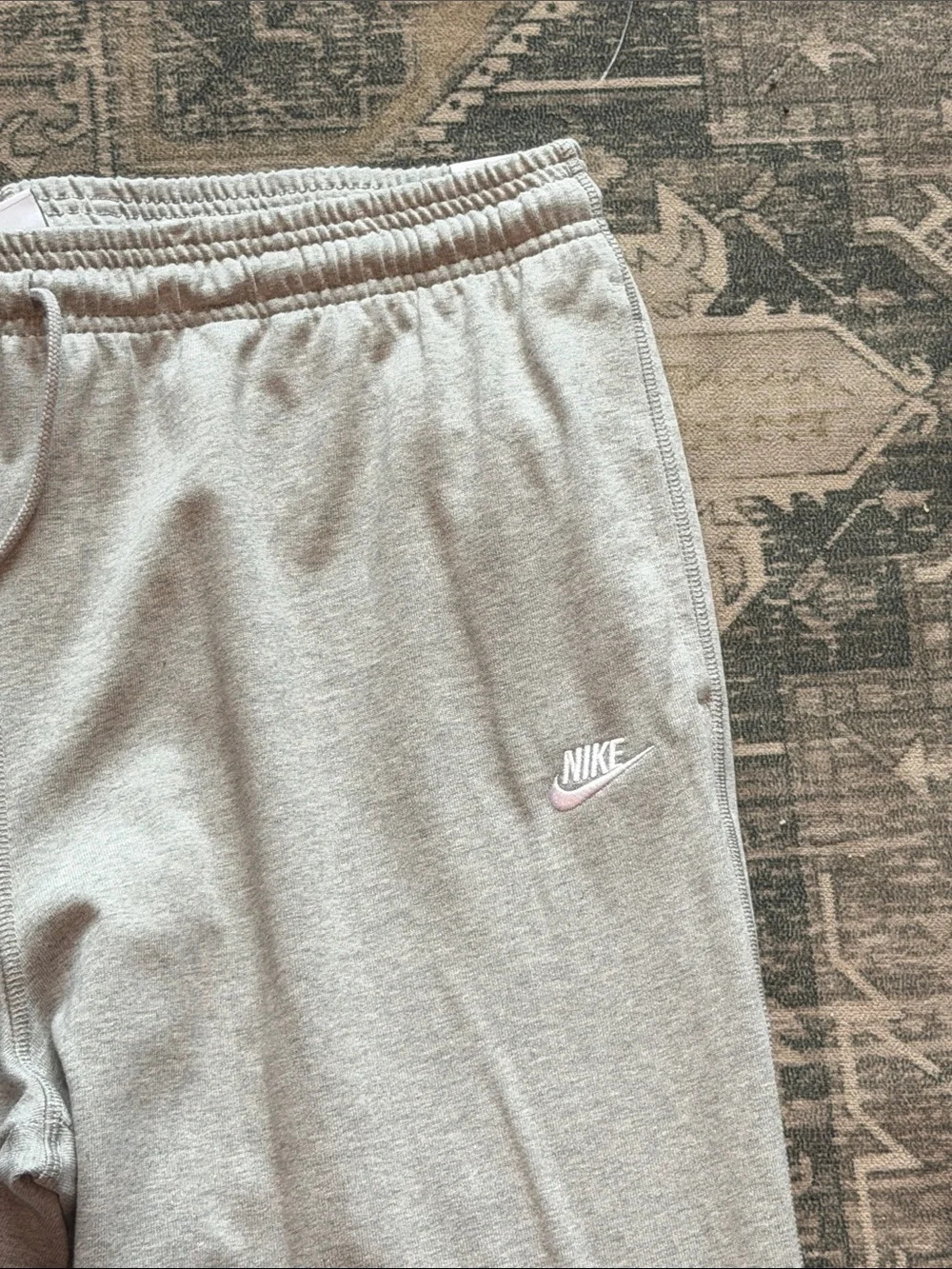 Nike Light Gray men’s Jogger Sweatpants with White Logo size XXL